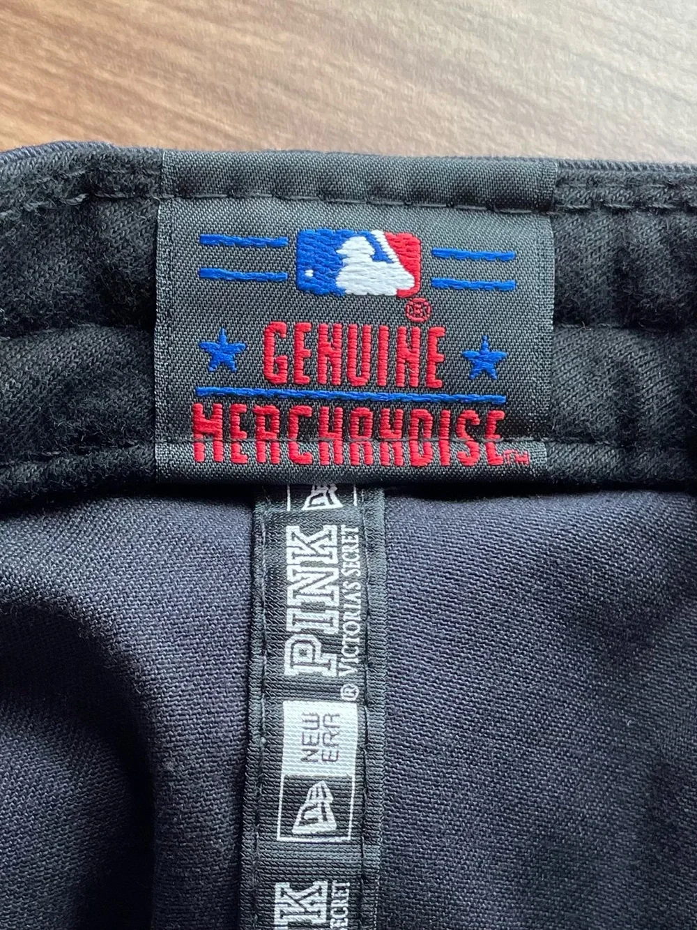 RARE VS PINK x Minnesota Twins New Era Snapback Hat NWOT